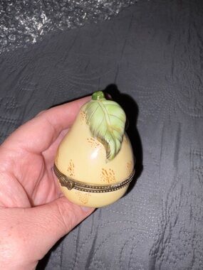 Porcelain Pear Trinket Box in Cream with Green Leaf Accent